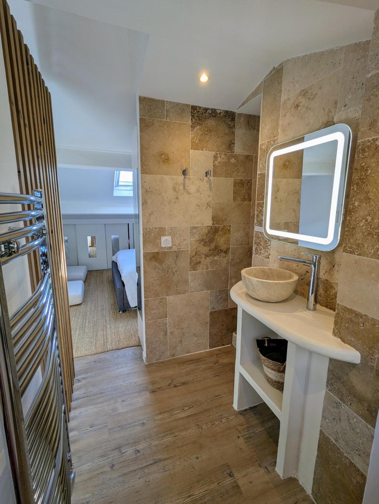 Evasion Au Calme - Maison Cosy Avec Piscine Et Tennis Saint-Vallier-de-Thiey Ngoại thất bức ảnh